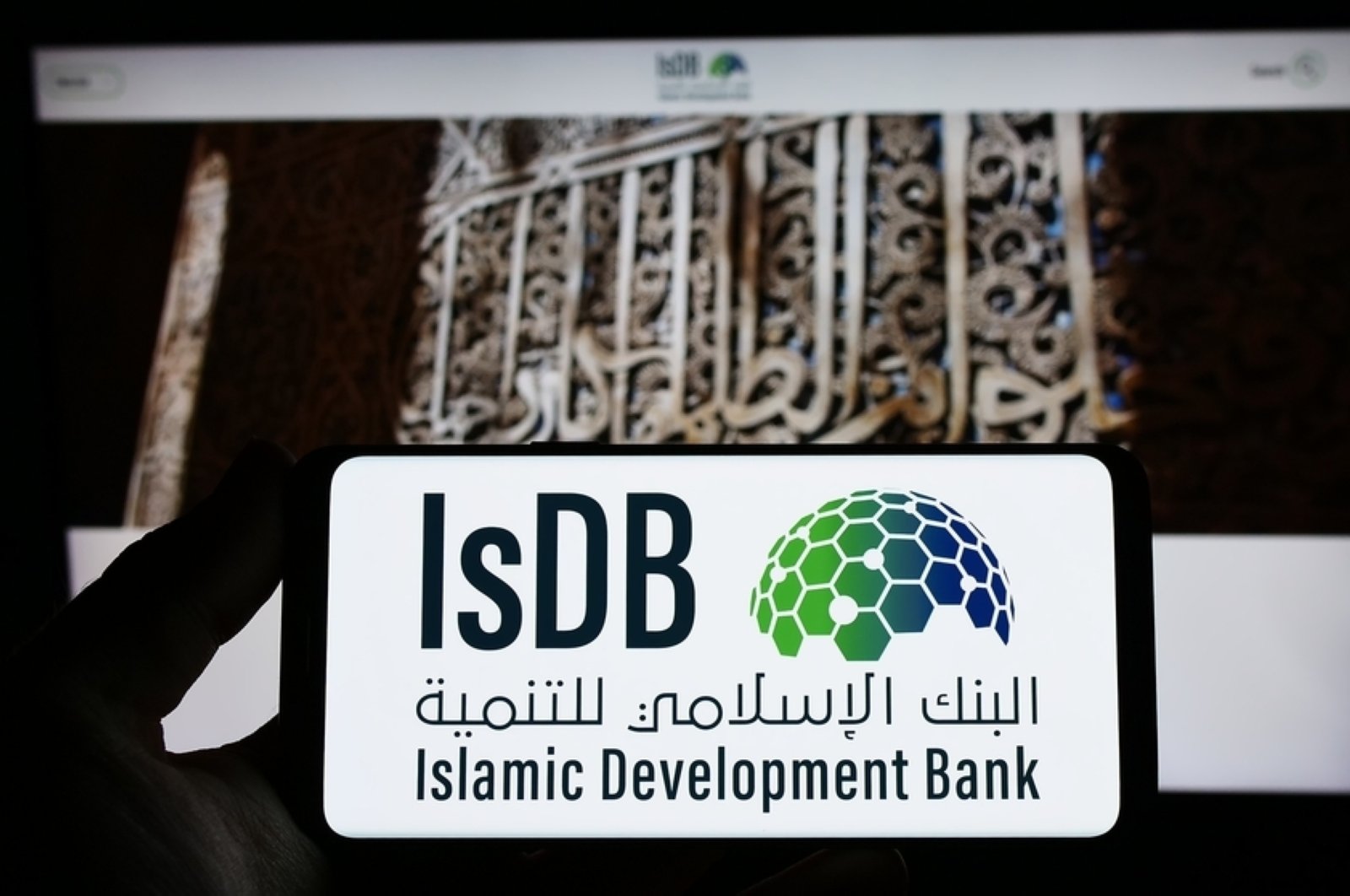 Pertemuan bank syariah melihat penandatanganan perjanjian senilai ,4 miliar