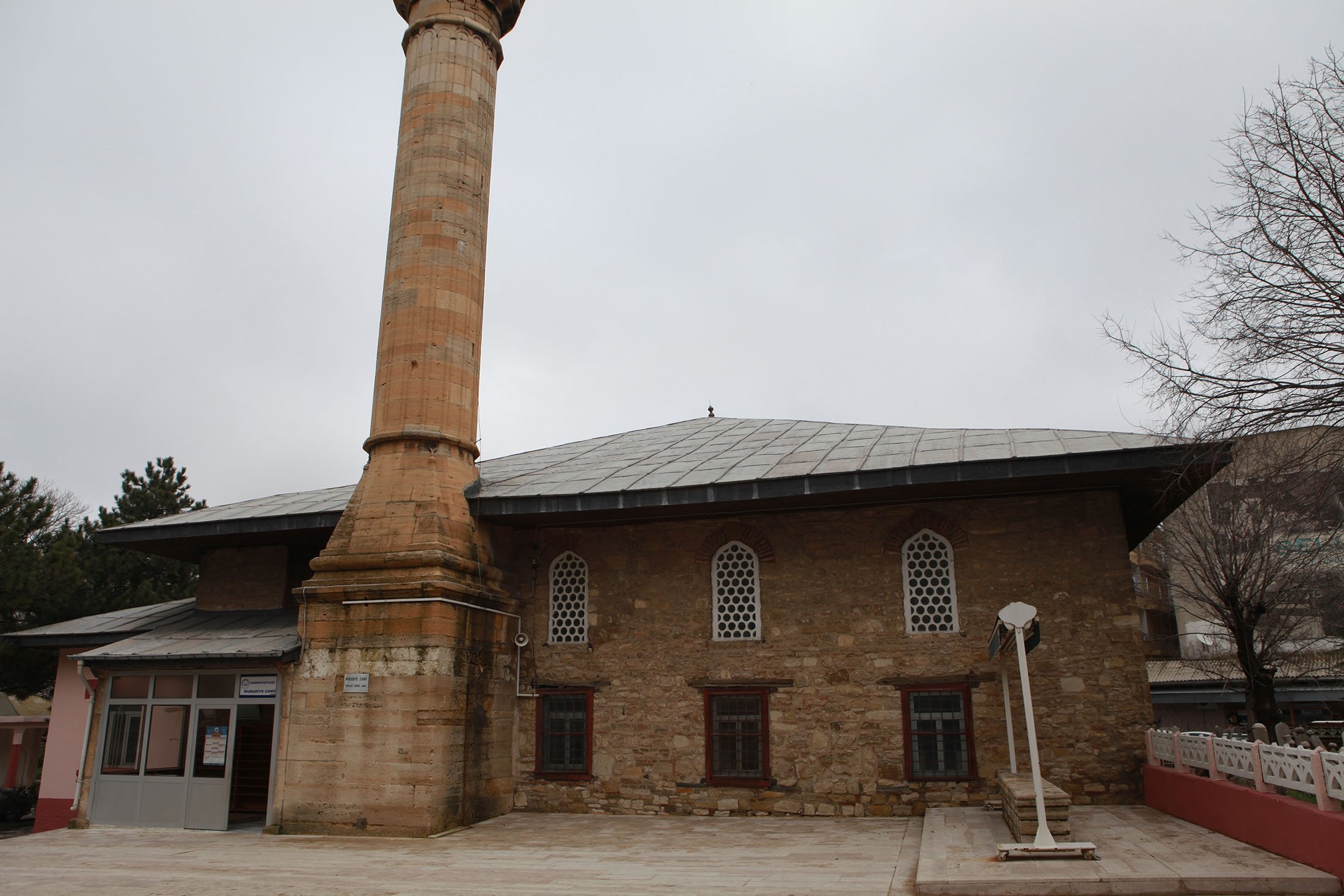 Masjid Muradiye yang bersejarah di distrik Uzunköprü, di Edirne, Türkiye.  (Foto Shutterstock)