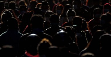 Shoppers crowd a market at Ashon, one of the busiest marketplaces in the country, during Tihar festival, in Kathmandu, Nepal, Nov. 13, 2020. (Reuters Photo)