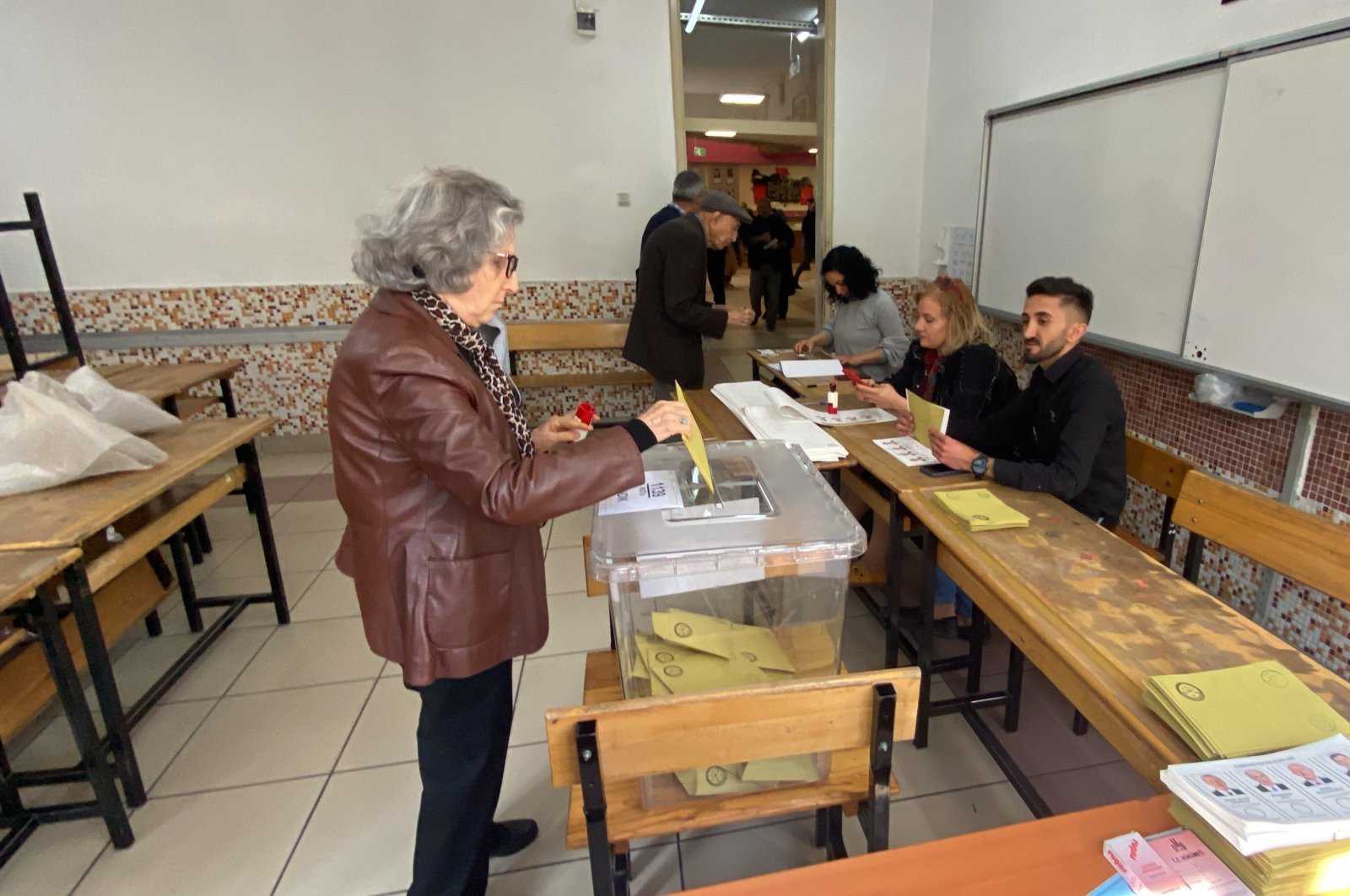 People cast their ballots at a polling station, in Konya, central Türkiye, May 14, 2023. (İHA Photo) 