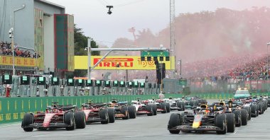 General view of the start of the Formula One Grand Prix of Emilia Romagna at the Autodromo Internazionale Enzo e Dino Ferrari race track, Imola, Italy, April 24, 2022. (EPA Photo)