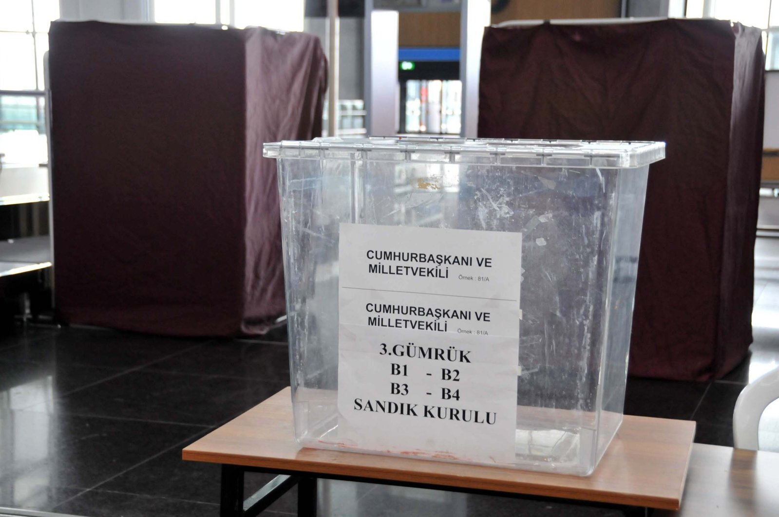 A ballot box is seen at Istanbul Airport for the second round of presidential elections, Istanbul, Türkiye, May 17, 2023 (DHA Photo)