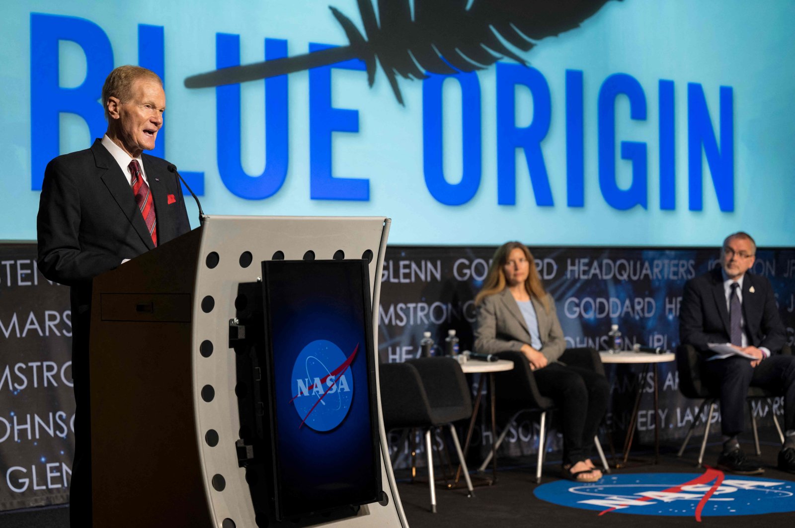 NASA Administrator Bill Nelson announces Blue Origin as the company selected to develop a sustainable human landing system for the Artemis V Moon mission, at the Mary W. Jackson NASA Headquarters building in Washington, May 19, 2023. (AFP Photo)