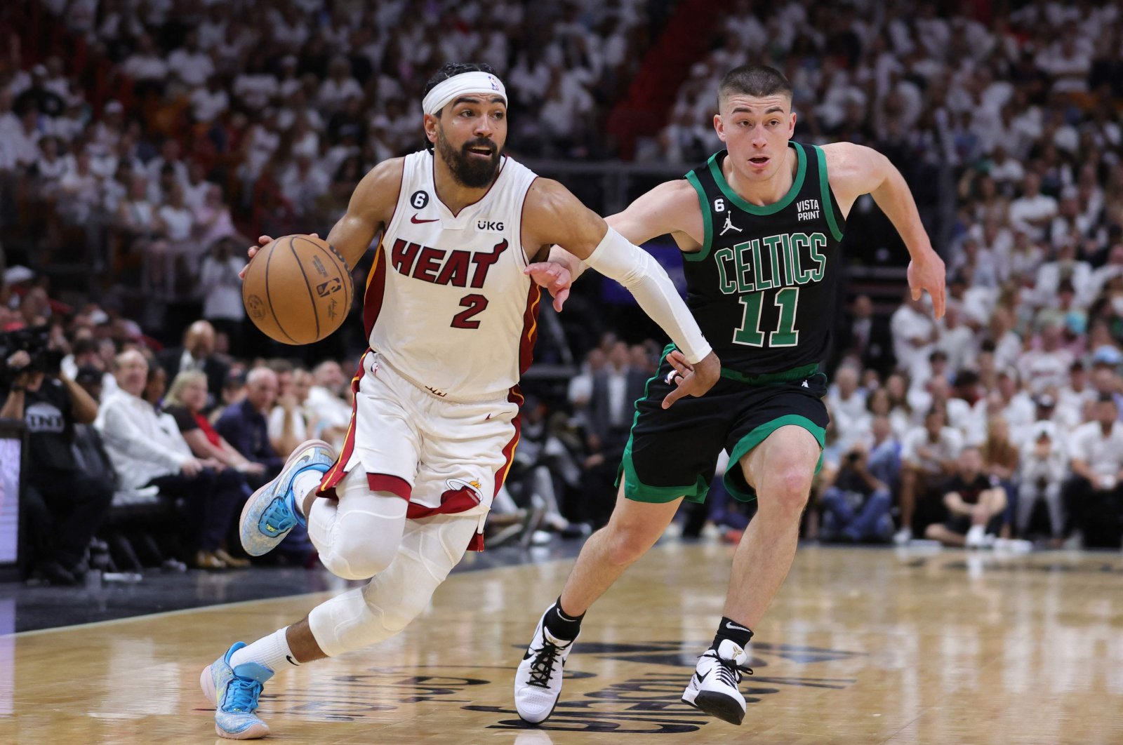 Blazing Heat obor Celtics 128-102 untuk semakin dekat ke final NBA