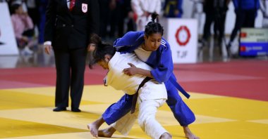 Young Turkish judokas in action during the Judo Youth Championships organized by the Turkish Judo Federation and Sivas Youth and Sports Provincial Directorate, Sivas, Türkiye, May 18, 2023. (AA Photo)
