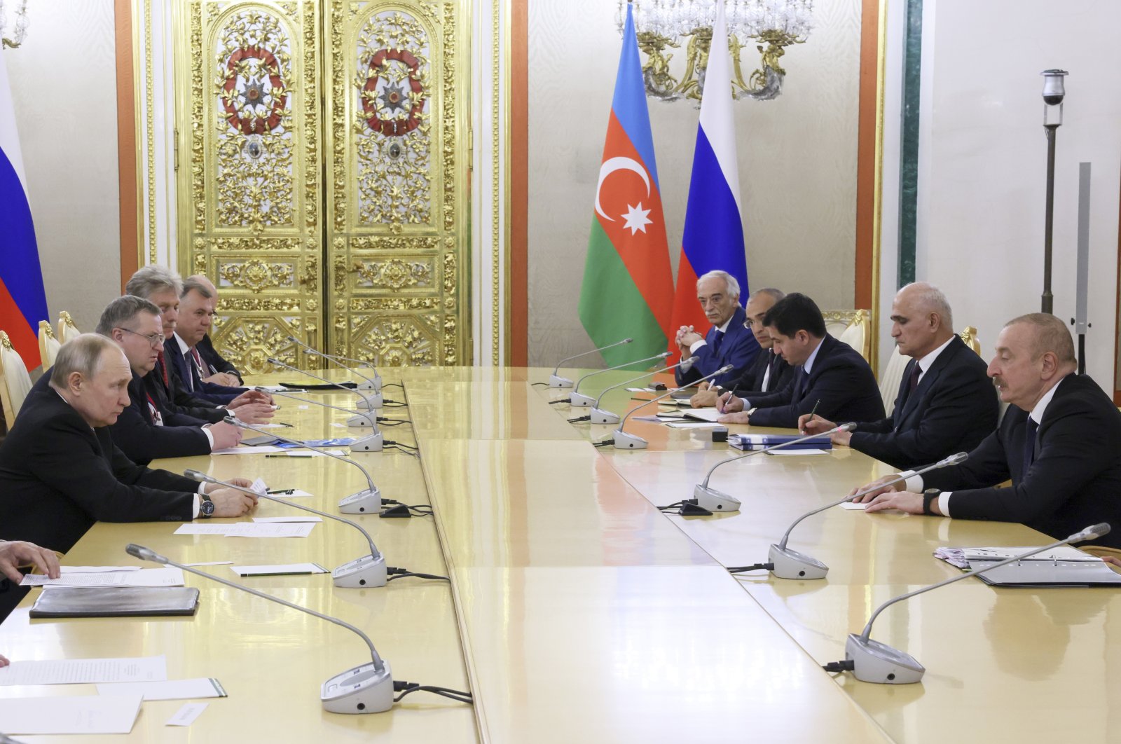 Russian President Vladimir Putin (L) meets with Azerbaijani President Ilham Aliyev on the sidelines of the Eurasian Economic Union summit at the Grand Kremlin Palace in Moscow, Russia, 25 May 2023. (EPA Photo)
