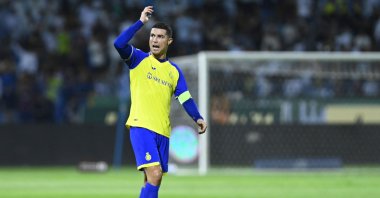 Al Nassr's Portuguese forward Cristiano Ronaldo gestures during the Saudi Pro League football match against Al-Ettifaq at the Prince Mohammed Bin Fahd Stadium, Dammam, Saudi Arabia, May 27, 2023. (AFP Photo)