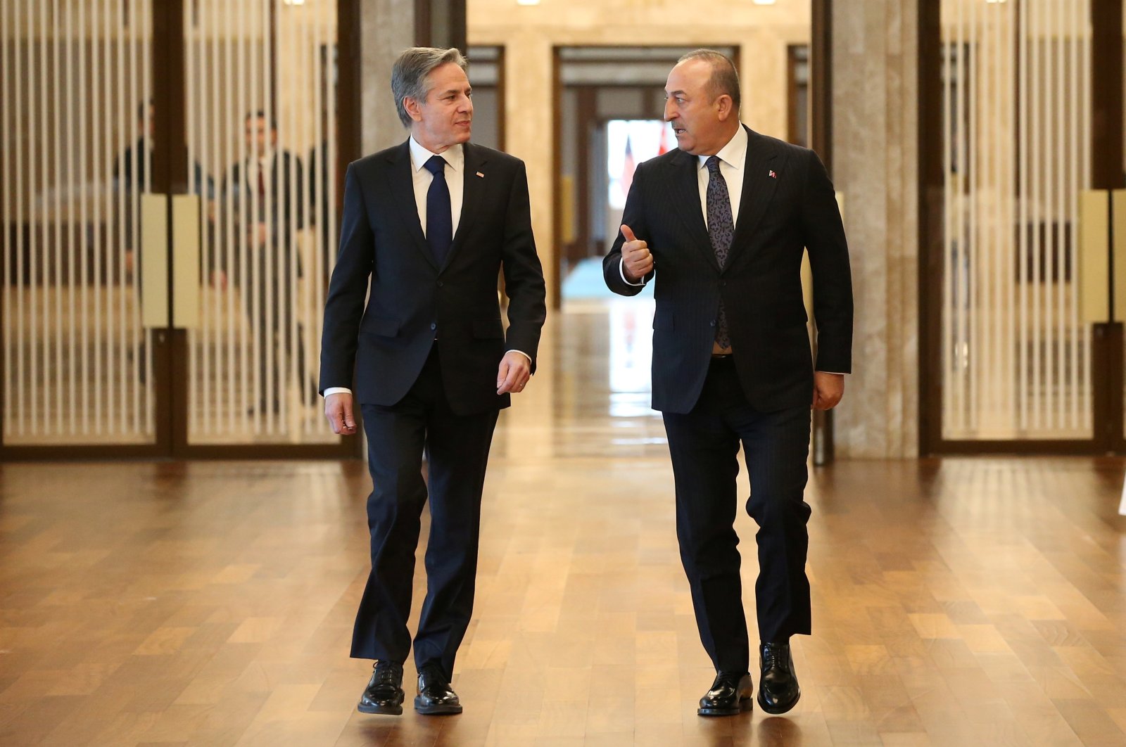 U.S. Secretary of State Antony Blinken and Turkish Foreign Minister Mevlüt Çavuşoğlu arrive at a news conference in Ankara, Feb. 20, 2023. (Reuters File Photo)