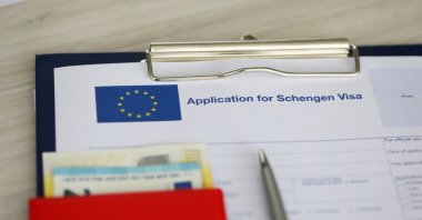 Schengen visa applications of Turkish citizens are lagging, especially in the aftermath of the COVID-19 pandemic, but Turkish officials say it is a rather politically motivated move by Europe against Türkiye. (Shutterstock Photo)