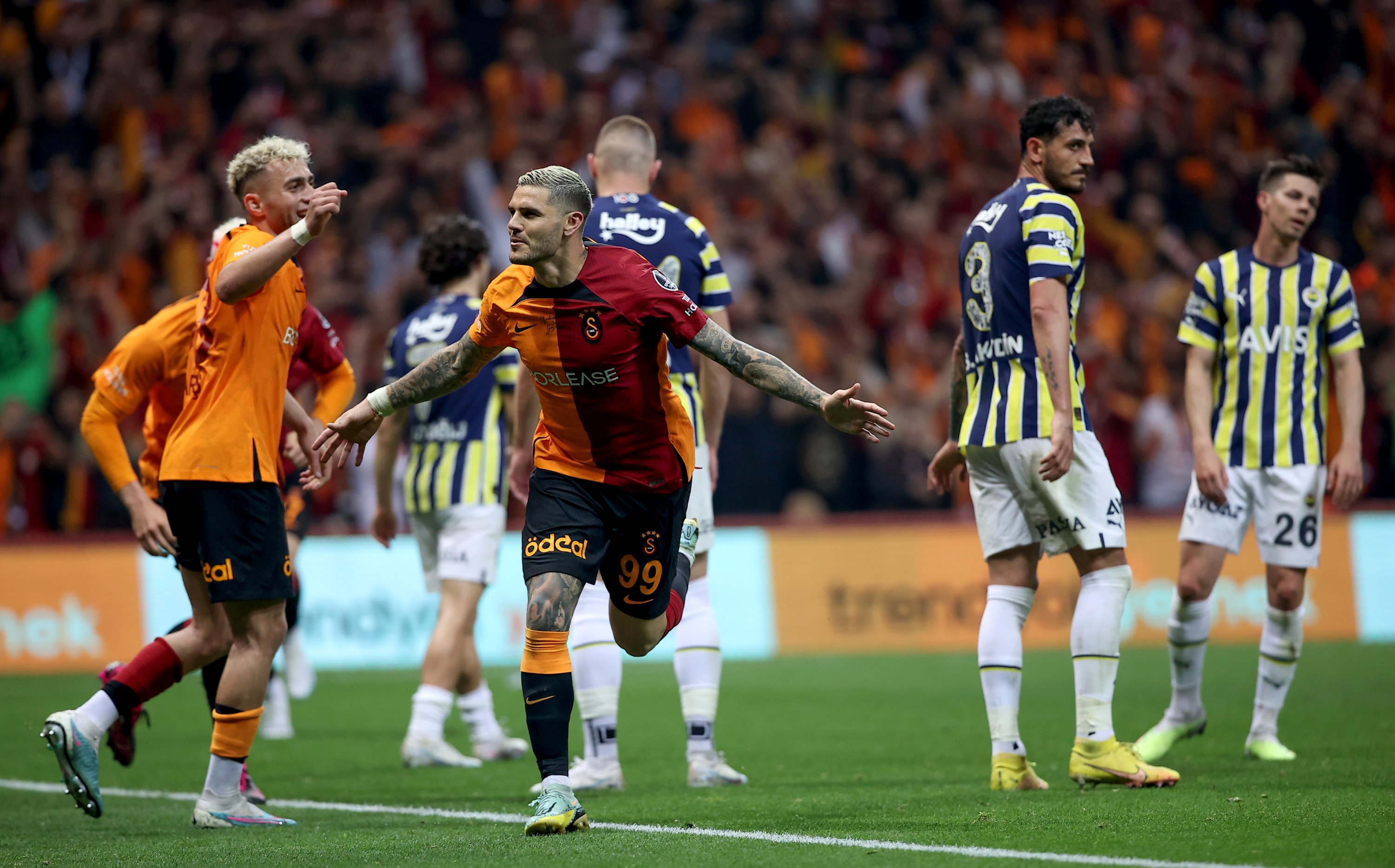 Champions Galatasaray reign supreme over eternal rivals Fenerbahçe