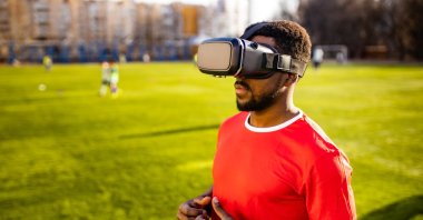 Players involved in a study at Manchester Metropolitan University's Institute of Sport and its Department of Sport and Exercise Sciences demonstrated greater performance in "real world" heading after training with a VR headset compared to a control group who did no training. (Shutterstock Photo)