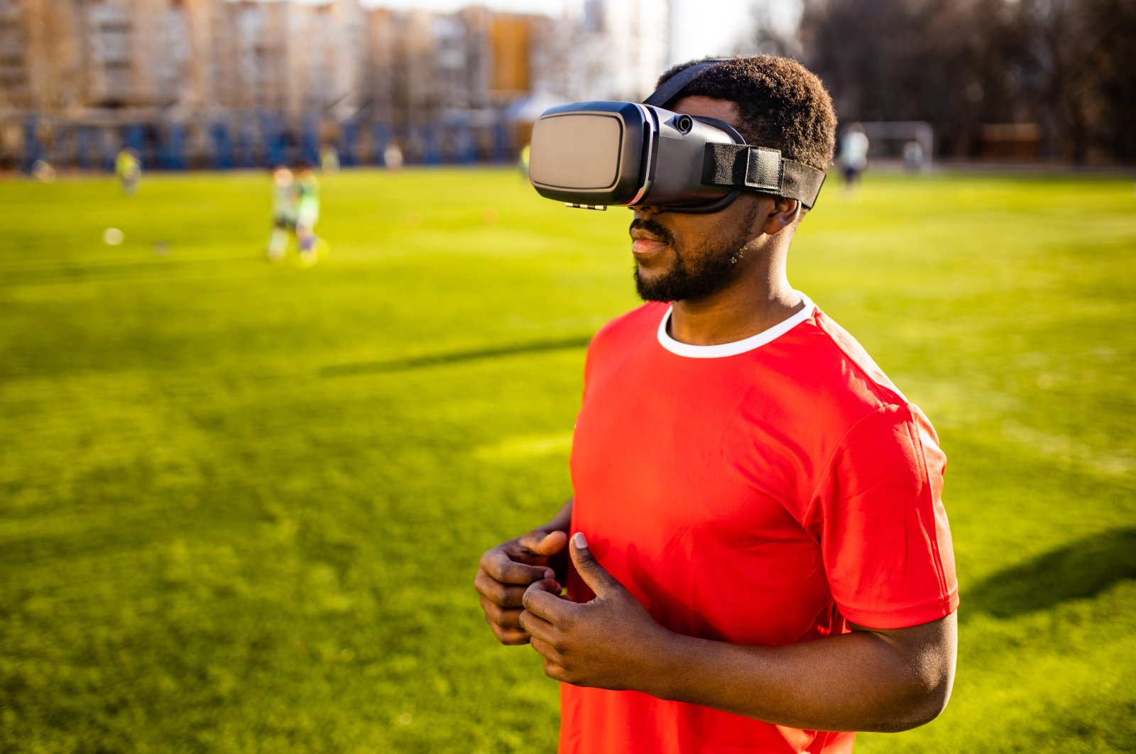 Players involved in a study at Manchester Metropolitan University&#039;s Institute of Sport and its Department of Sport and Exercise Sciences demonstrated greater performance in &quot;real world&quot; heading after training with a VR headset compared to a control group who did no training. (Shutterstock Photo)