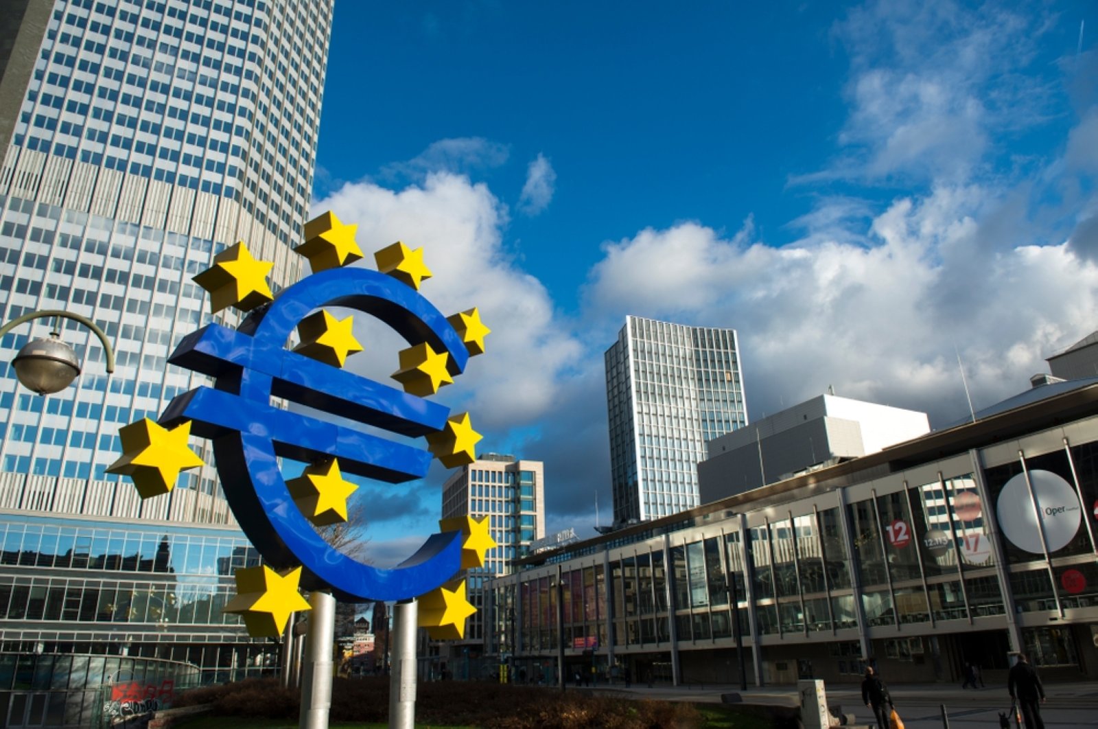 Zona euro dalam resesi pada awal 2023