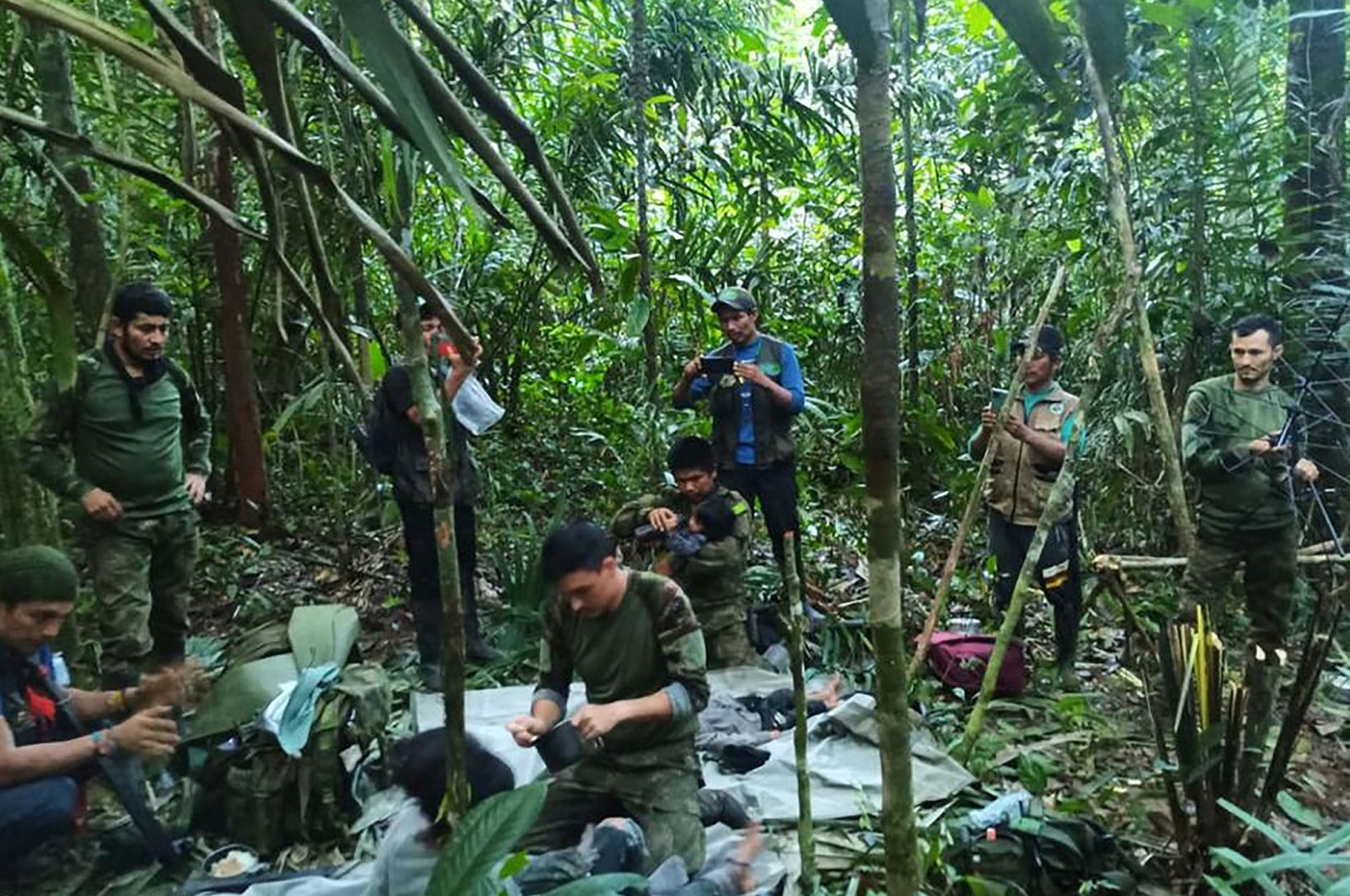 4 anak Kolombia hilang di Amazon setelah kecelakaan pesawat ditemukan hidup