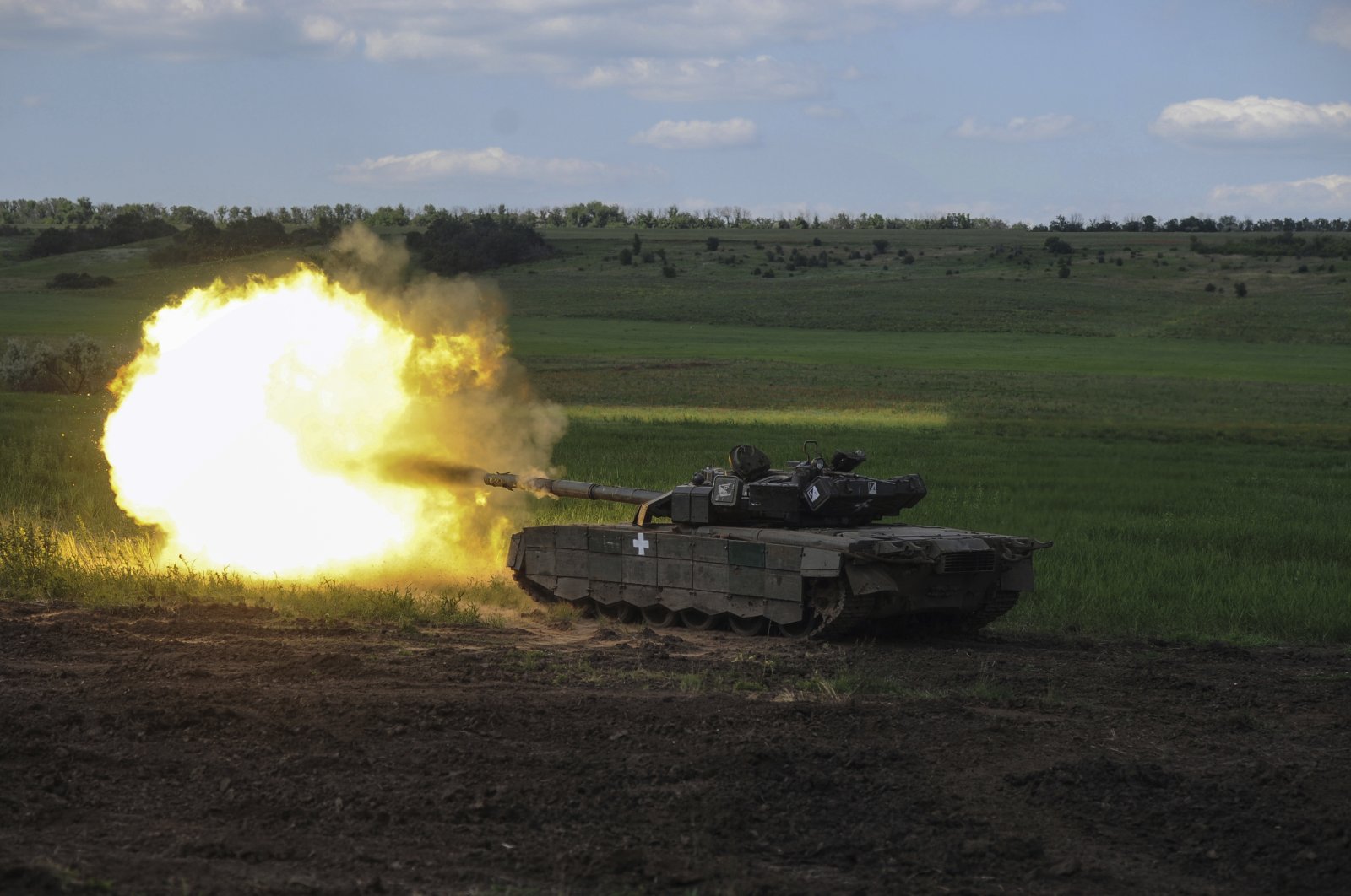Ukraina mengklaim merebut kembali desa Donetsk ke-4 dalam serangan balasan