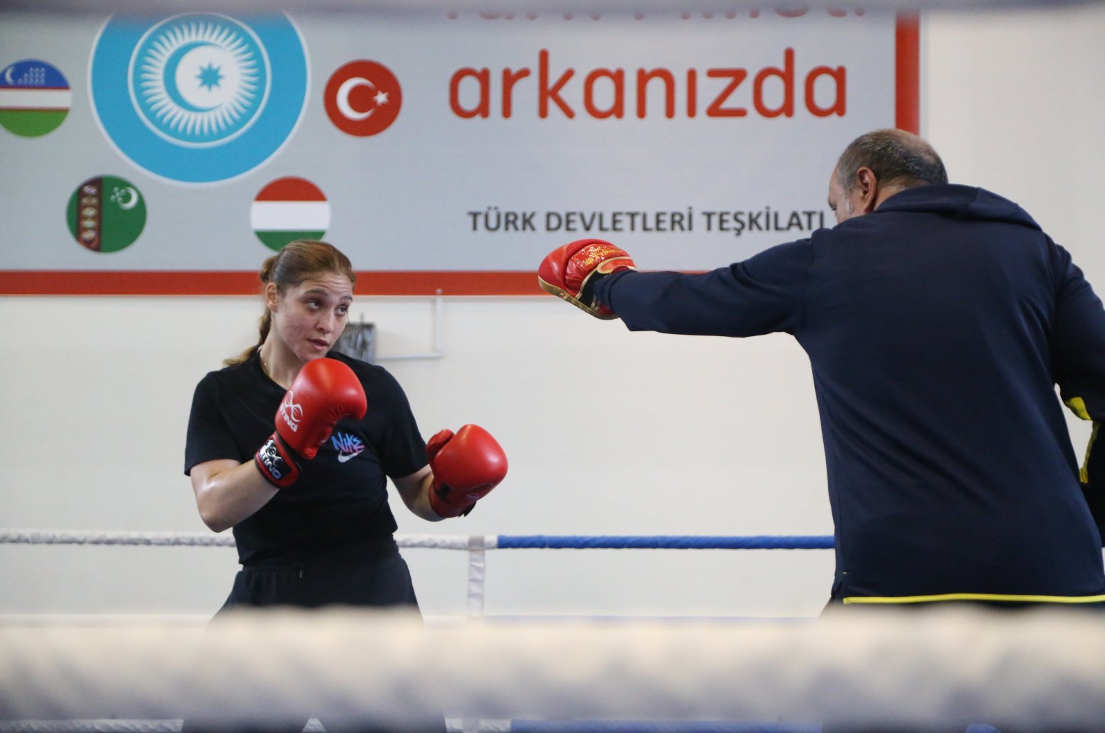 Türk boksör olimpiyat hisselerini Avrupalıların önüne geçirdi