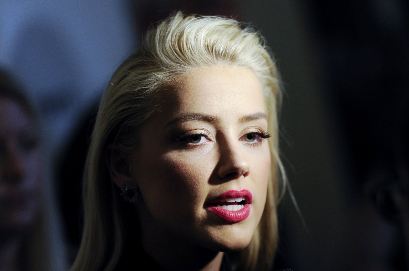 Actress Amber Heard attends the premiere of &quot;The Rum Diary&quot; at the Museum of Modern Art, New York, U.S., Oct. 25, 2011. (AP Photo)