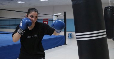 Turkish boxer Esmaül Hüsna Babat trains at the ürkiye Olympic Preparation Center, Trabzon, Türkiye, June 14, 2023. (AA Photo)