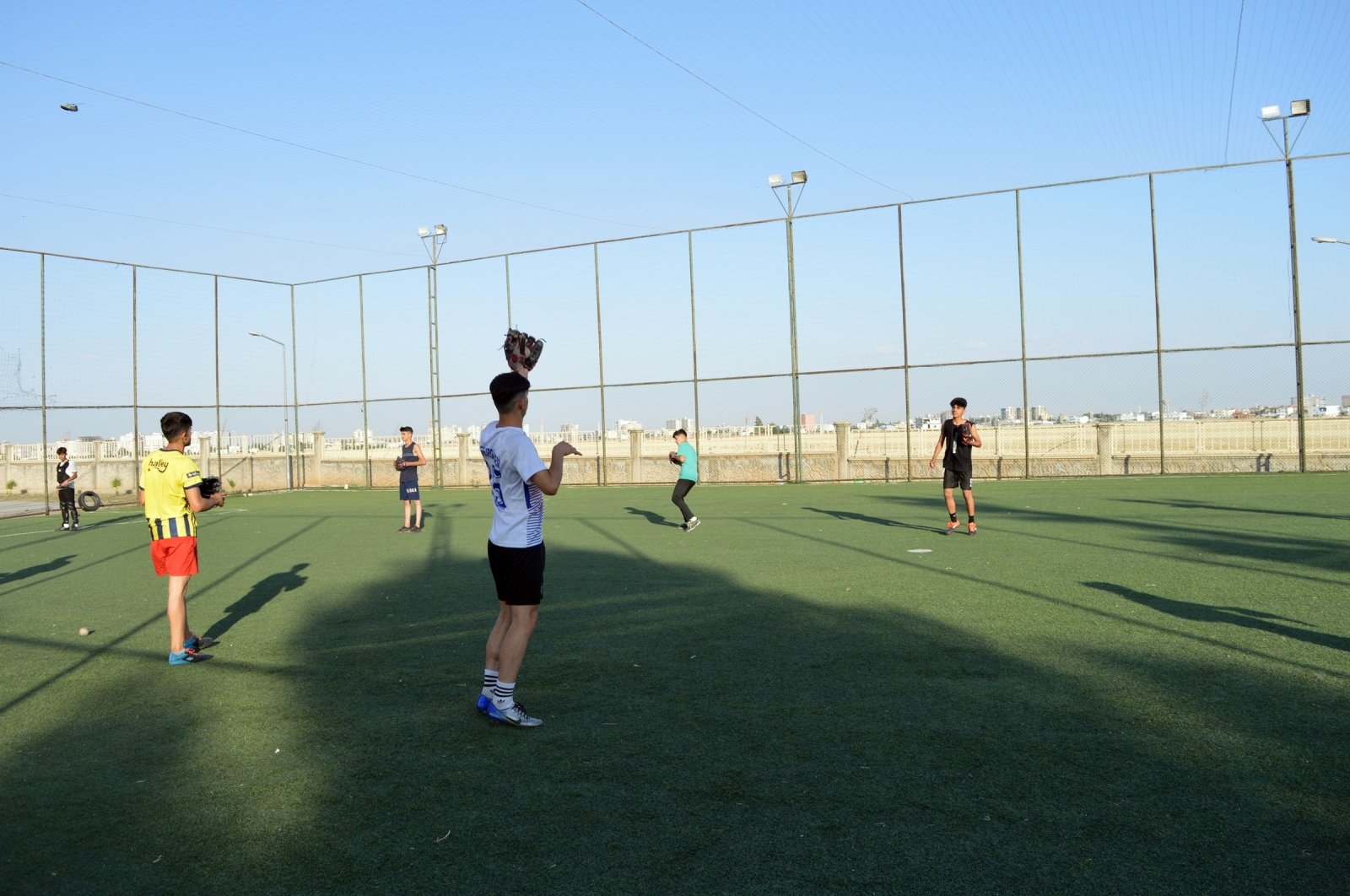 Tim bisbol Kızıltepe High School menentang peluang untuk mengklaim gelar Turki