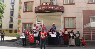 Families are seen protesting the PKK in front of the Peoples' Democratic Party (HDP) headquarters in southeastern Diyarbakır province, Türkiye, June 13, 2023 (DHA Photo)