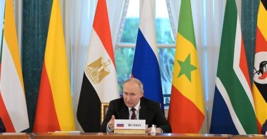 Russian President Vladimir Putin speaks with a visiting African delegation in St. Petersburg, Russia, June 18, 2023. (IHA Photo)