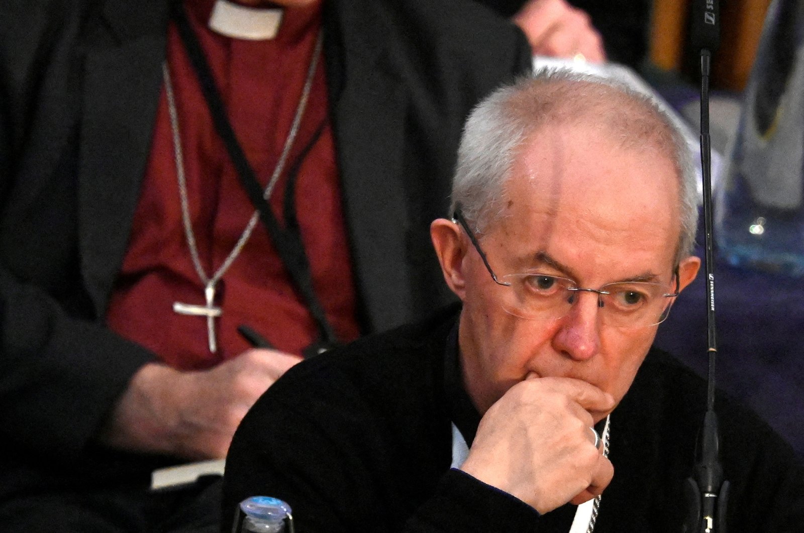 Church of England clergy demand pay rise for 1st time in history