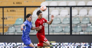 Turkish under-21 national team player Kenan Yıldız (R) in action during match against Azerbaijan at the Esenyurt Necmi Kadıoğlu stadium, Istanbul, Türkiye, June 17, 2023. (AA Photo)