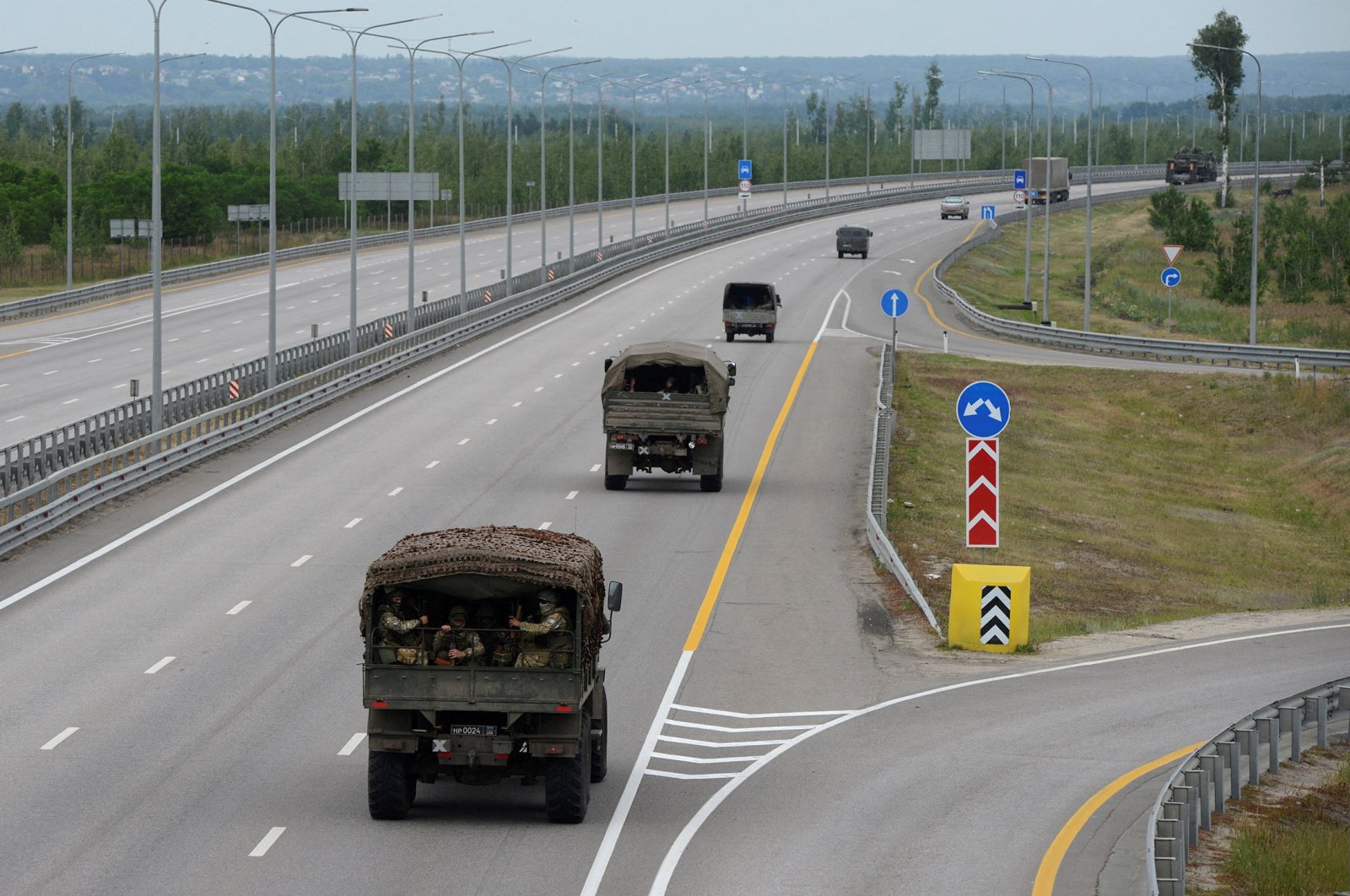 A military column of Wagner private mercenary group drives along M-4 highway, which links the capital Moscow with Russia&#039;s southern cities, near Voronezh, Russia, June 24, 2023. (Reuters Photo)