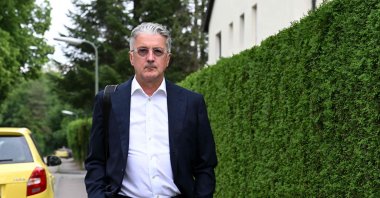 Rupert Stadler, former CEO of German car manufacturer Audi, arrives for his trial over the &#039;Dieselgate&#039; emissions-cheating scandal that rocked parent company Volkswagen, at a regional court in Munich, southern Germany, June 27, 2023. (AFP Photo)