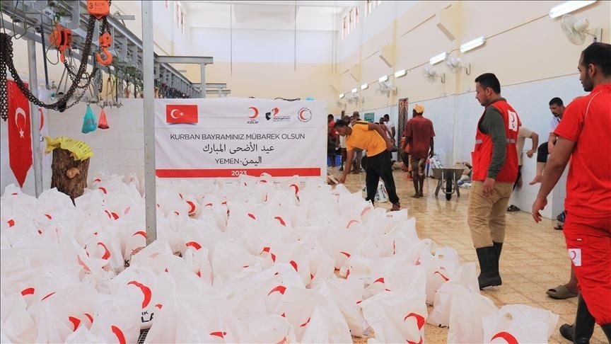 The packages with Eid meat delivered by the Turkish Red Crescent to Yemen, June 30, 2023. (AA Photo)