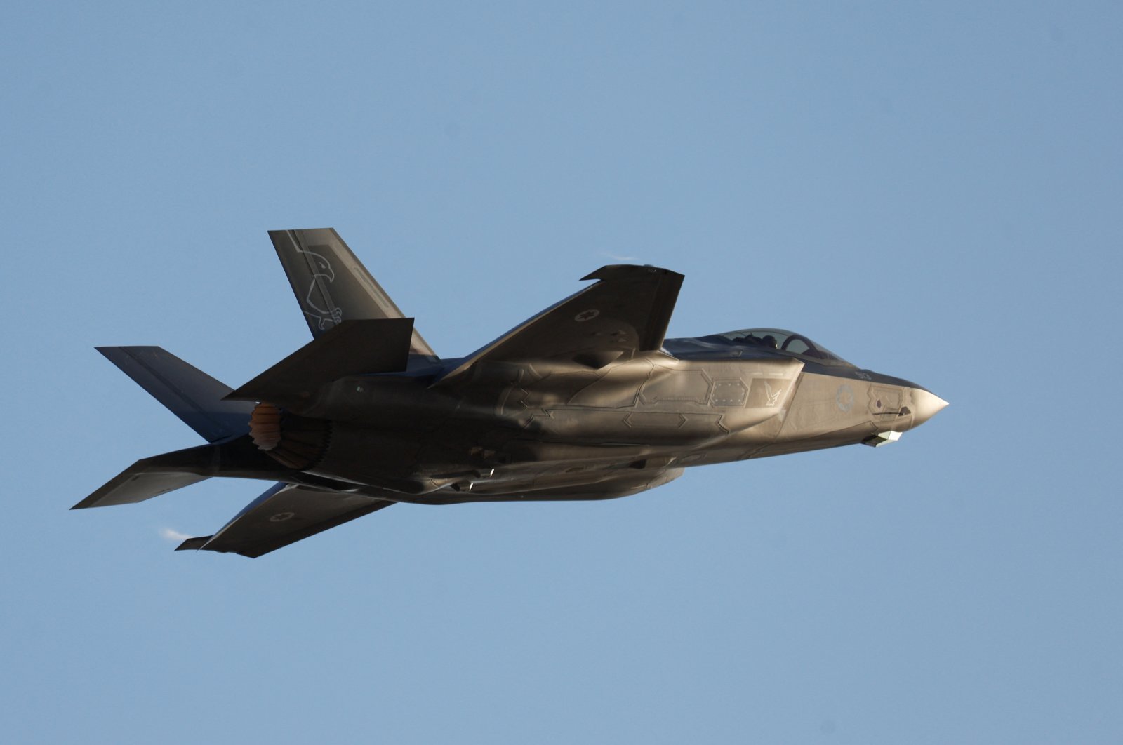 An F-35 fighter jet flies during a graduation ceremony for Israeli Air Force pilots at Hatzerim Airbase, in southern Israel, June 29, 2023. (Reuters Photo)