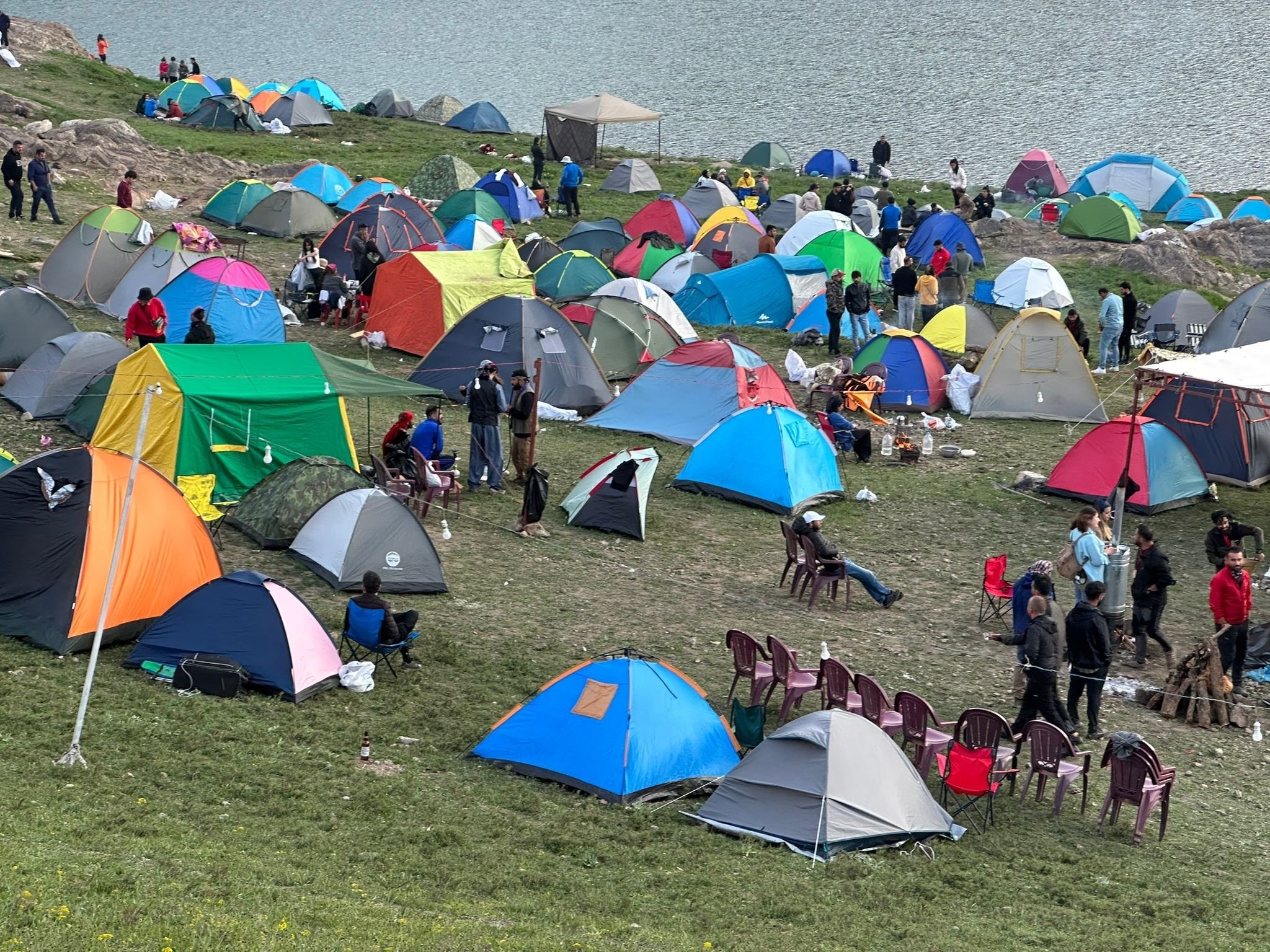 Kamp turis di festival Cilo ke-5, Hakkari, Türkiye, 3 Juli 2023. (Foto IHA)