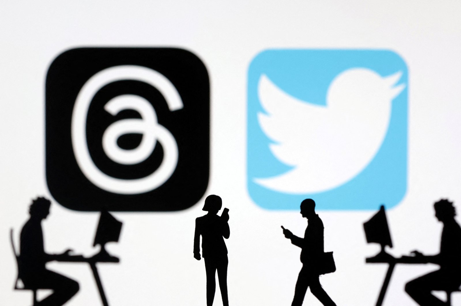 Meta Threads and Twitter app logos are seen in this illustration taken, July 6, 2023. (Reuters Photo)