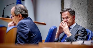 Dutch Prime Minister Mark Rutte and State Secretary for Mining Hans Vijlbrief attend a debate on the report of the Parliamentary Inquiry Committee on Natural Gas Extraction in Groningen, at parliament, The Hague, Holland, June 7, 2023. (AFP Photo)