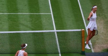 Belarus' Victoria Azarenka gestures after losing her Wimbledon fourth round match against Ukraine's Elina Svitolina at the All England Lawn Tennis and Croquet Club, London, U.K., July 9, 2023. (Reuters Photo)