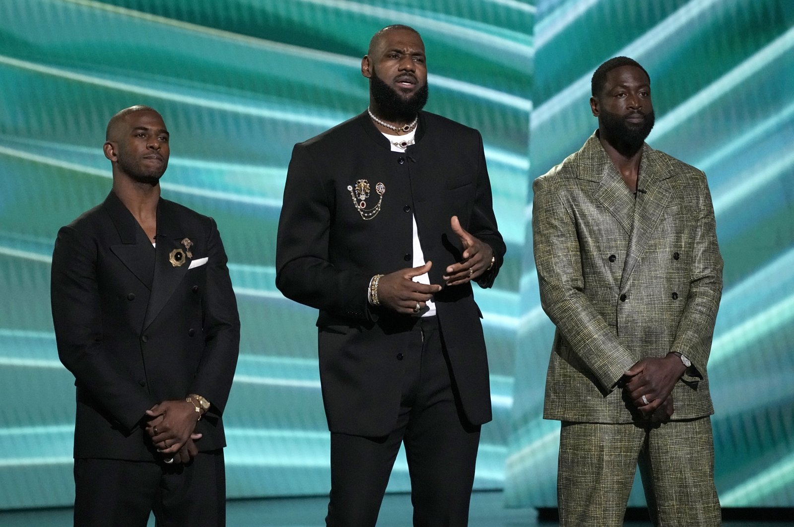 (L-R) Chris Paul, LeBron James, and Dwyane Wade do a tribute to Carmelo Anthony at the ESPY awards at the Dolby Theater, Los Angeles, US., July 12, 2023. (AP Photo)