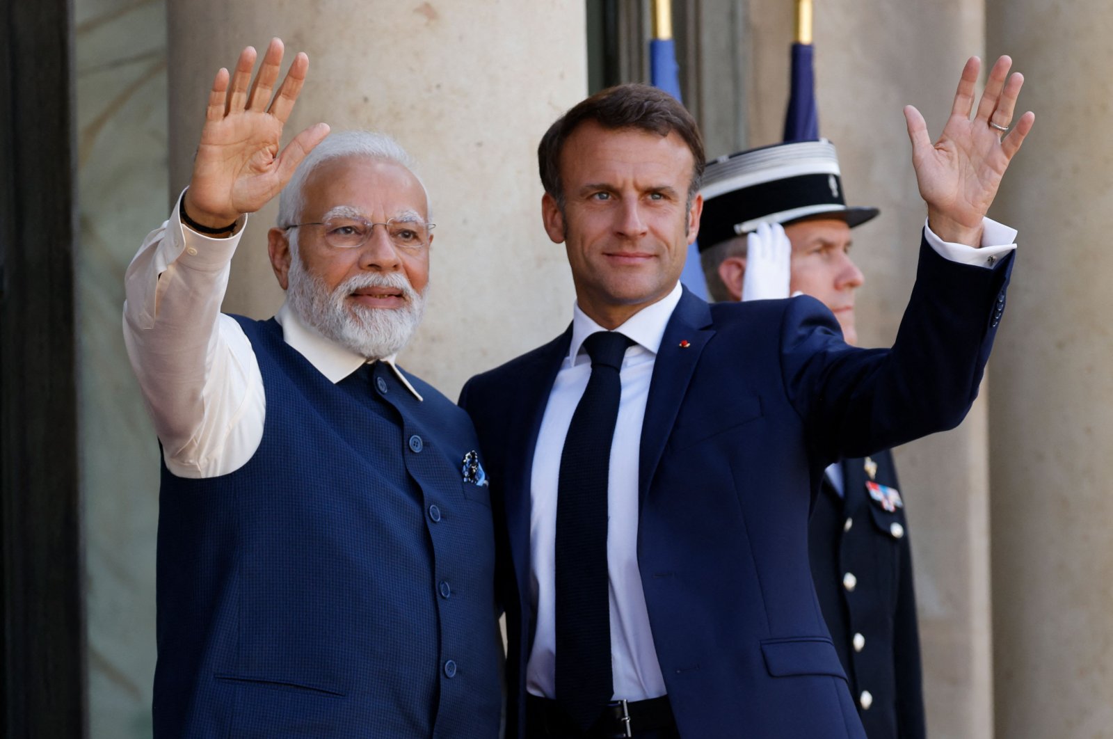 Prancis menghormati Modi pada Hari Bastille meskipun ada masalah hak asasi manusia