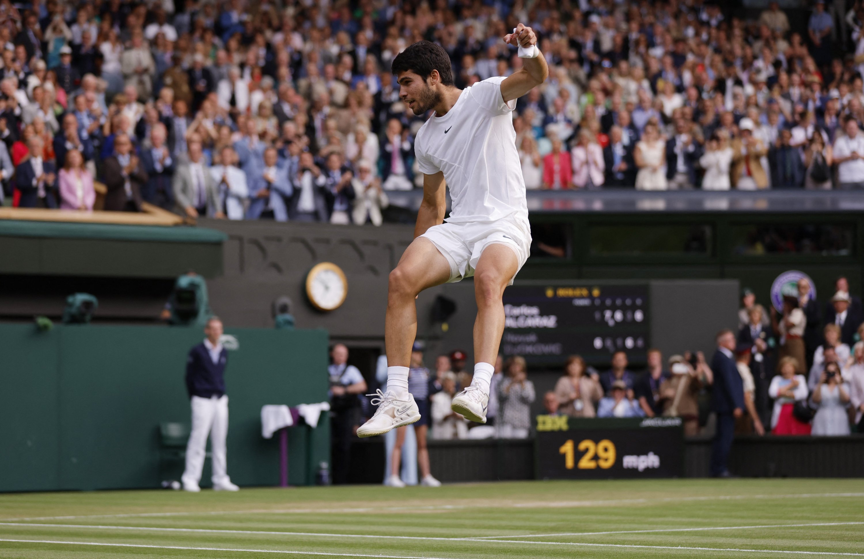 Spain's Carlos Alcaraz beats Novak Djokovic to win men's singles final at  Wimbledon