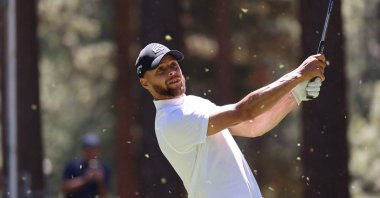 NBA star Stephen Curry in action at the 2023 American Century Championship at Edgewood Tahoe Golf Course, Stateline, Nevada, July 14, 2023. (AFP Photo)