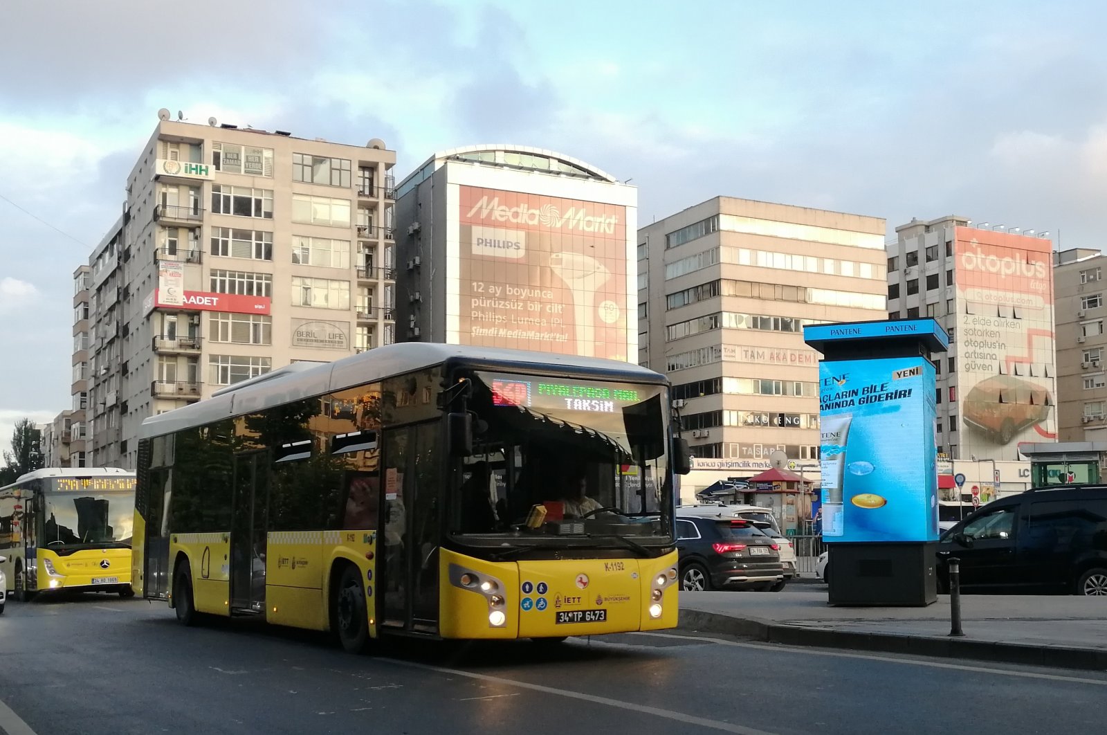 A public bus under the city&#039;s municipality, Istanbul, Türkiye, June 14, 2023. (Photo by Sisa Bodani)