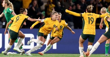 Australia's Stephanie Catley (C) celebrates after scoring a penalty during the Australia and New Zealand 2023 Women's World Cup Group B football match between Australia and Ireland at Stadium Australia, Sydney, Australia, July 20, 2023. (AFP Photo)