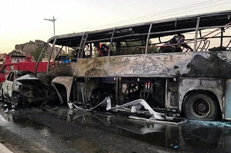 Sedikitnya 34 tewas, 12 luka-luka dalam kecelakaan bus Aljazair yang berapi-api