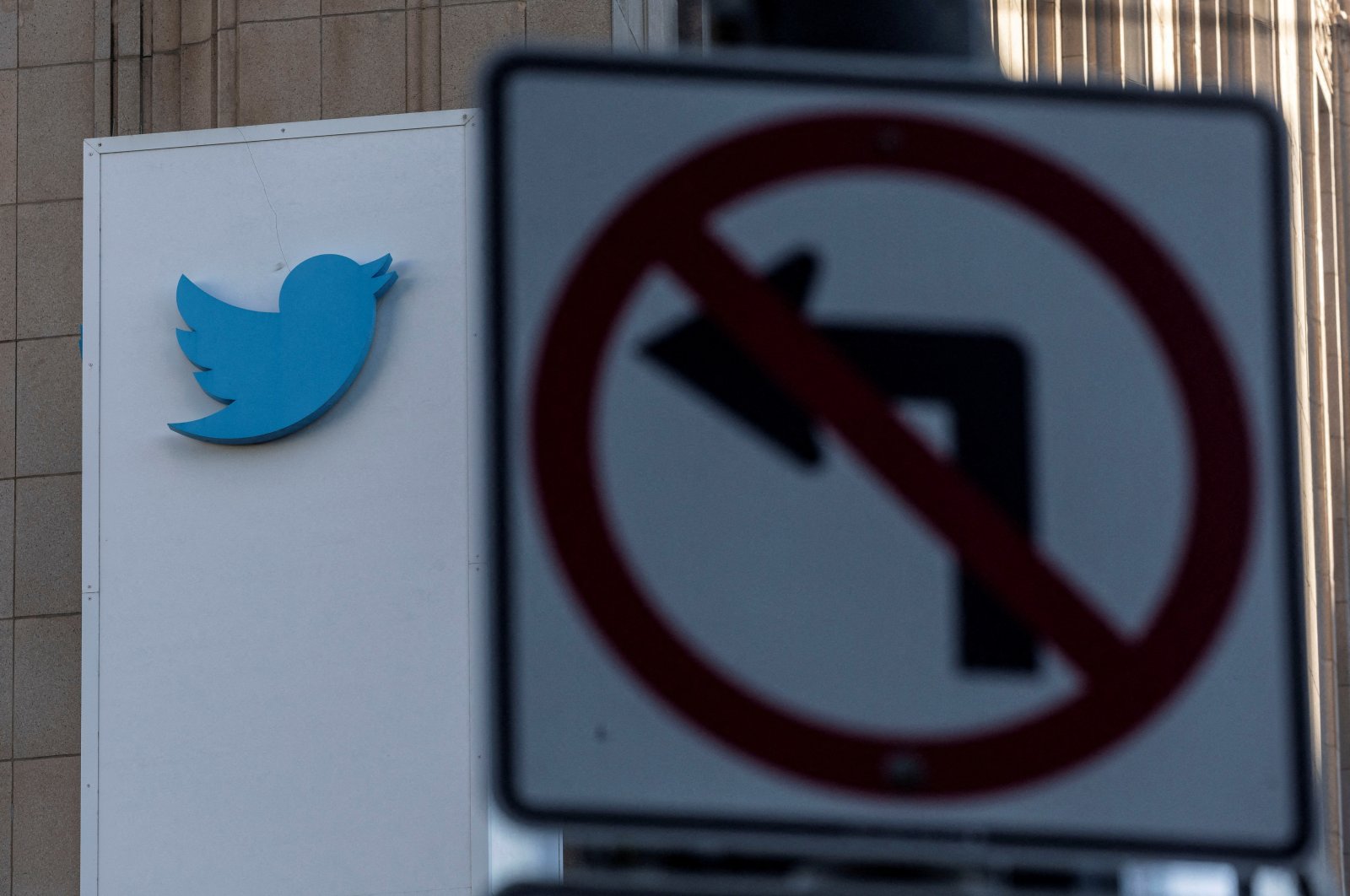 Türkiye melarang iklan di Twitter karena gagal menunjuk pejabat lokal