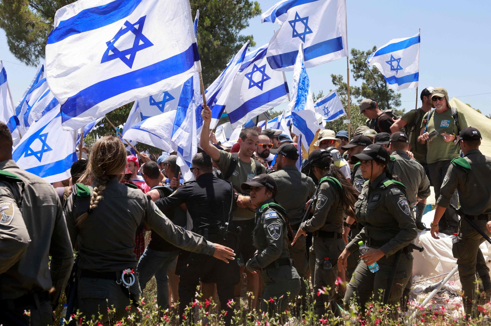 Anggota parlemen Israel menyetujui klausul reformasi peradilan meskipun ada protes massal