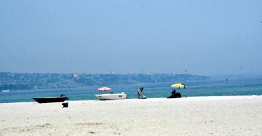 A general view of Marmara Sea amid a recent heat wave, Tekirdağ, northwestern Türkiye, July 14, 2023. (DHA Photo)