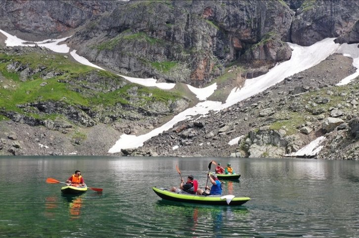 Melting snow, glacial lakes in Türkiye’s Giresun charm visitors
