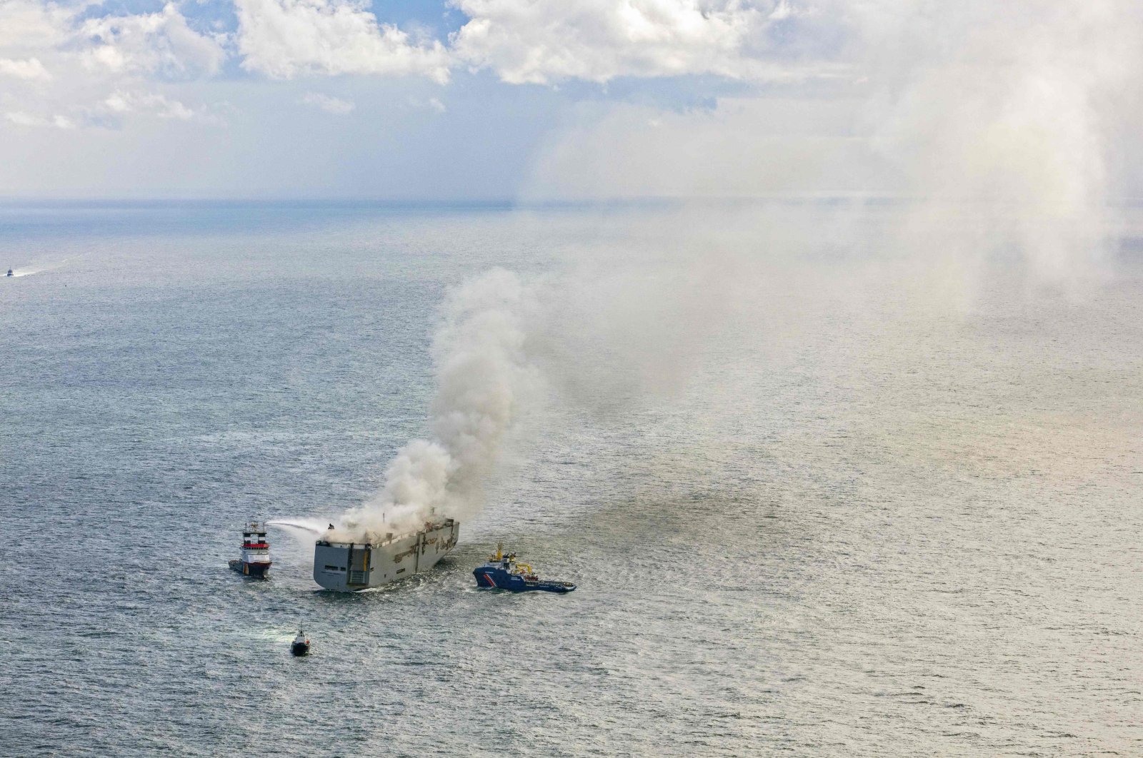 Ship carrying 3,000 cars burns off Dutch coast, 1 person dead