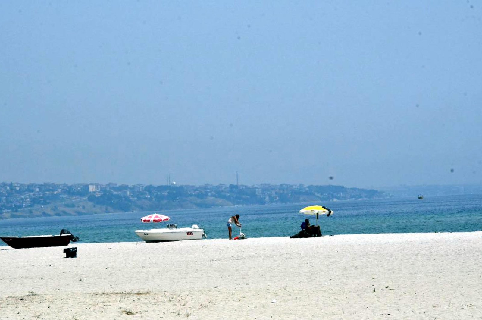 A general view of Marmara Sea amid a recent heat wave, Tekirdağ, northwestern Türkiye, July 14, 2023. (DHA Photo)
