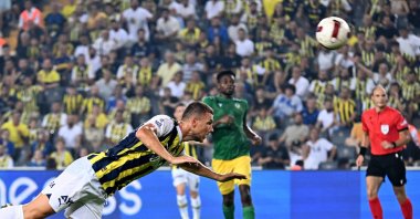 Fenerbahçe's Edin Dzeko (L) heads the ball during the UEFA Europa Conference League second round qualifiers match against Zimbru, Istanbul, Türkiye, July 27, 2023. (AA Photo)
