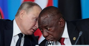 Russia's President Vladimir Putin speaks with South African President Cyril Ramaphosa at the first plenary session as part of the 2019 Russia-Africa Summit at the Sirius Park of Science and Art, Sochi, Russia, Oct. 24, 2019. (Reuters Photo)